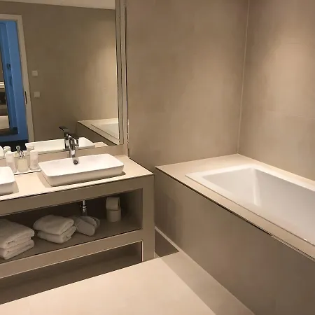 Готель Voss 5*
